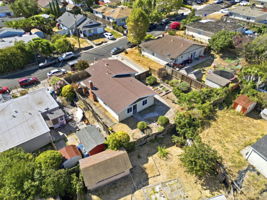 009_F8_AERIAL_1439 Karen Rd