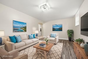 DSC05499 virtually staged.jpeg