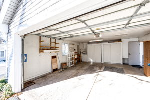 Additional storage in the garage