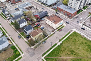  Photo 40