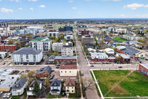  Photo 31