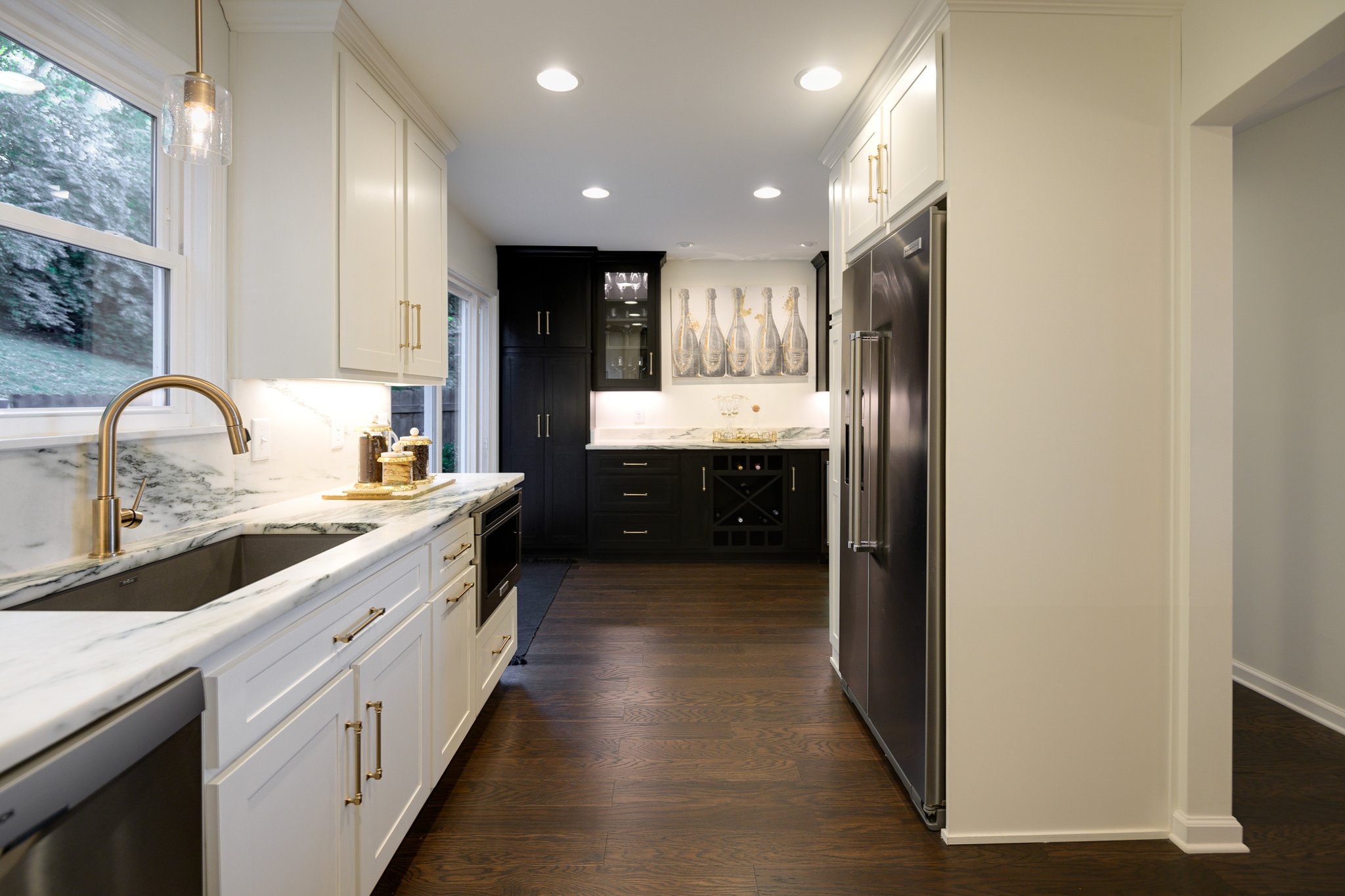 Beautifully renovated kitchen with custom designer finishes.