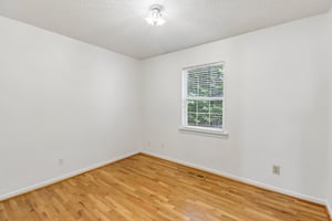 Mills Forest Ln-S0205-024.jpg