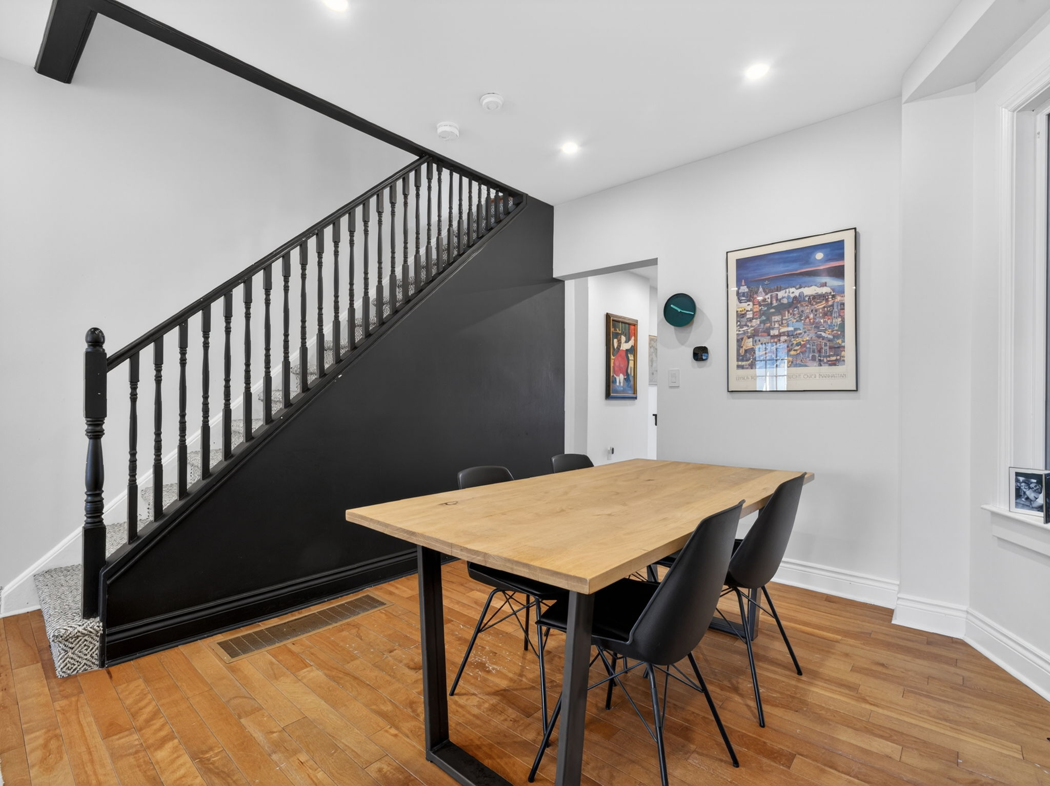 144 Rosemount Ave Toronto, ON M6H 2M9