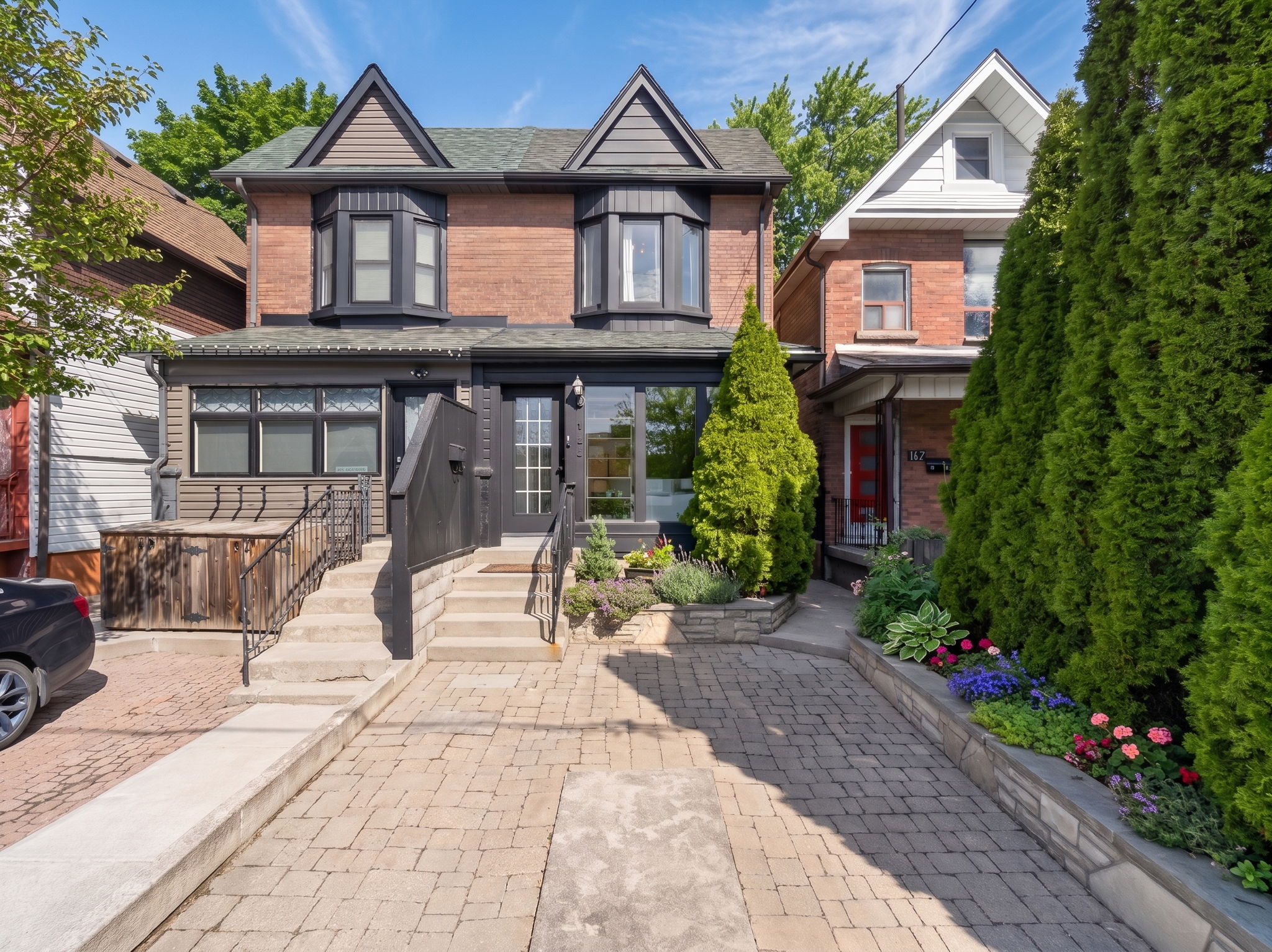 144 Rosemount Ave Toronto, ON M6H 2M9