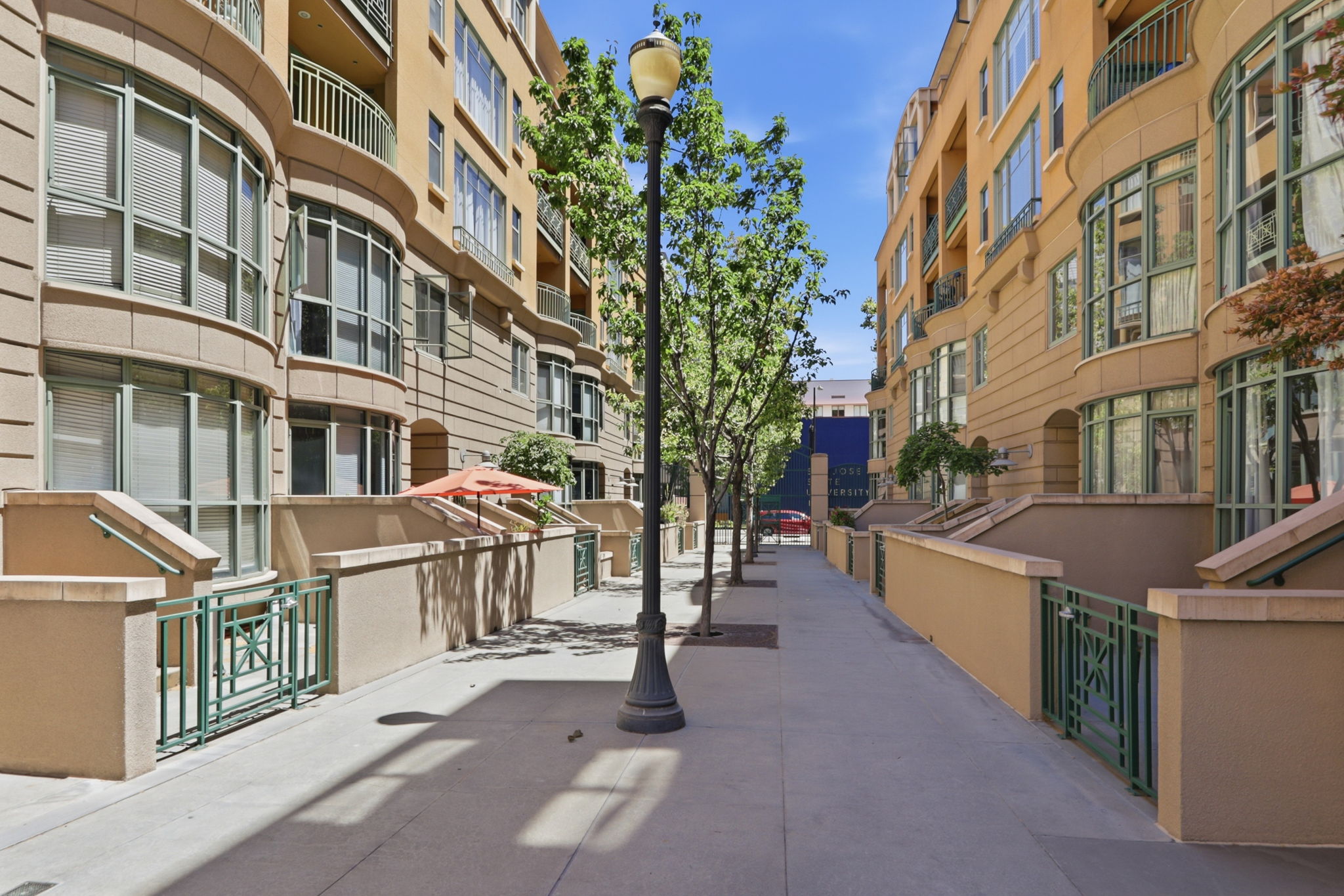058_F8_144 S Third St 110