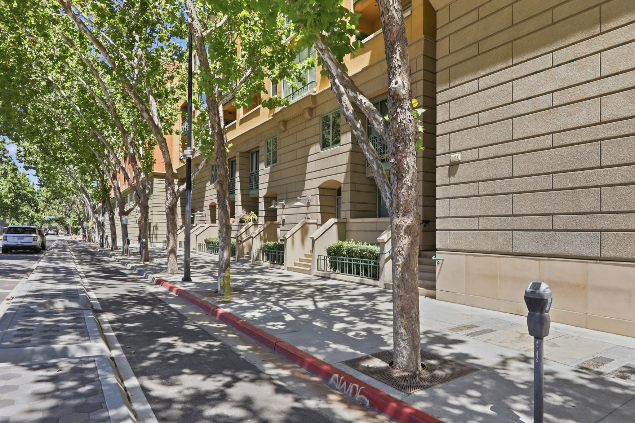 062_F8_144 S Third St 110