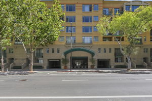 001_F8_144 S Third St 110