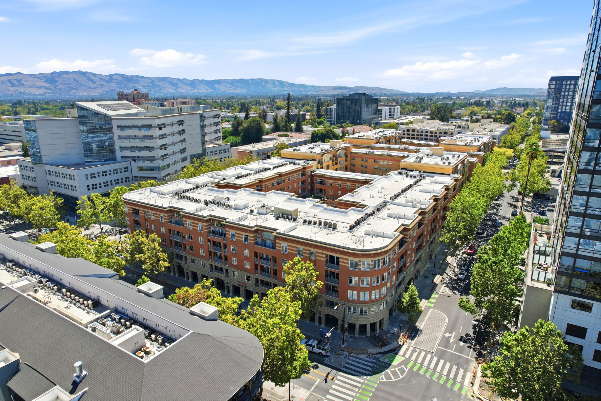 001_F8_AERIAL_144 S Third St