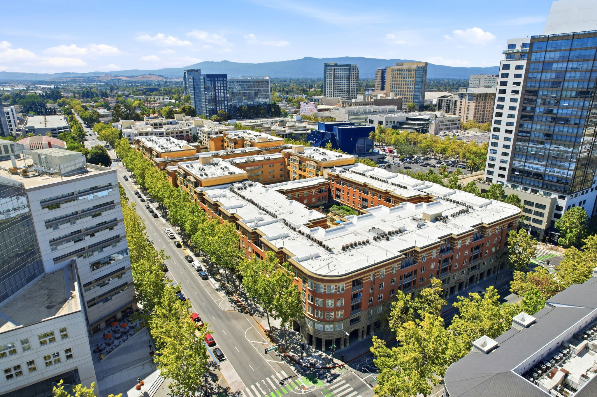 003_F8_AERIAL_144 S Third St