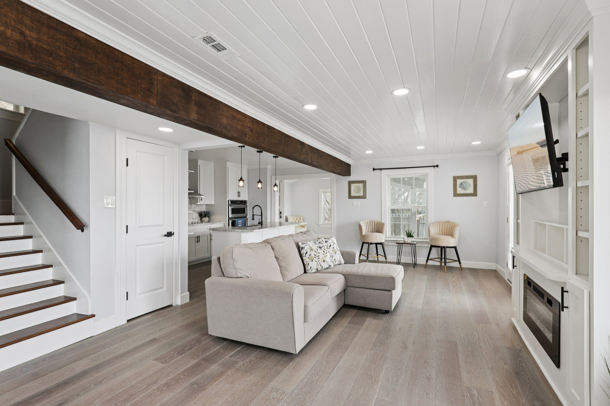 Sabine Rd-L0403-007.jpg