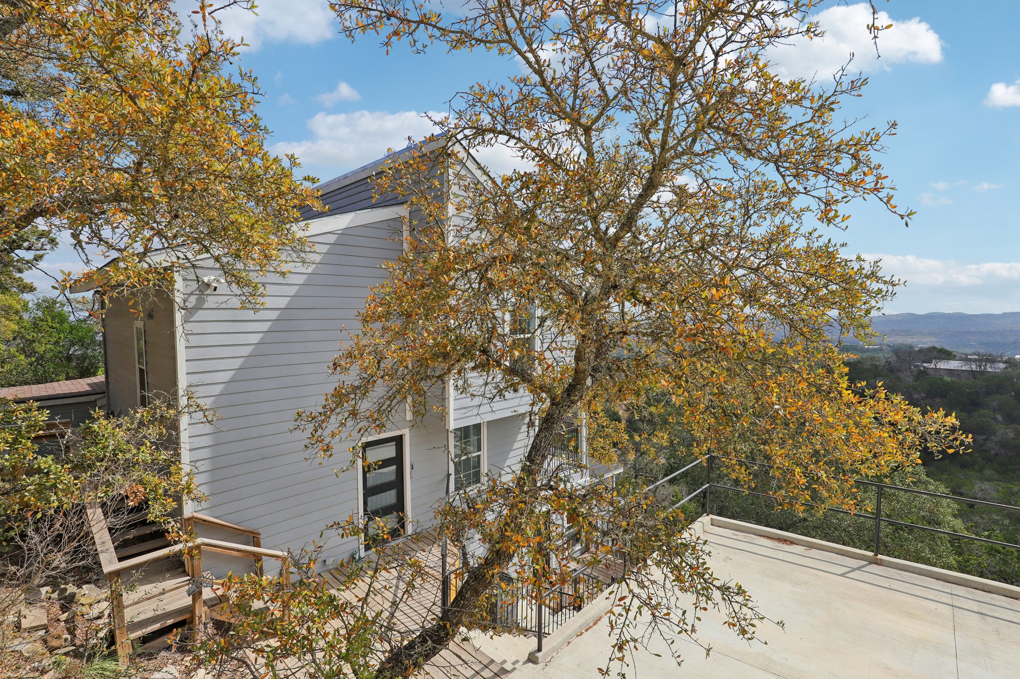 Sabine Rd-L0403-060.jpg