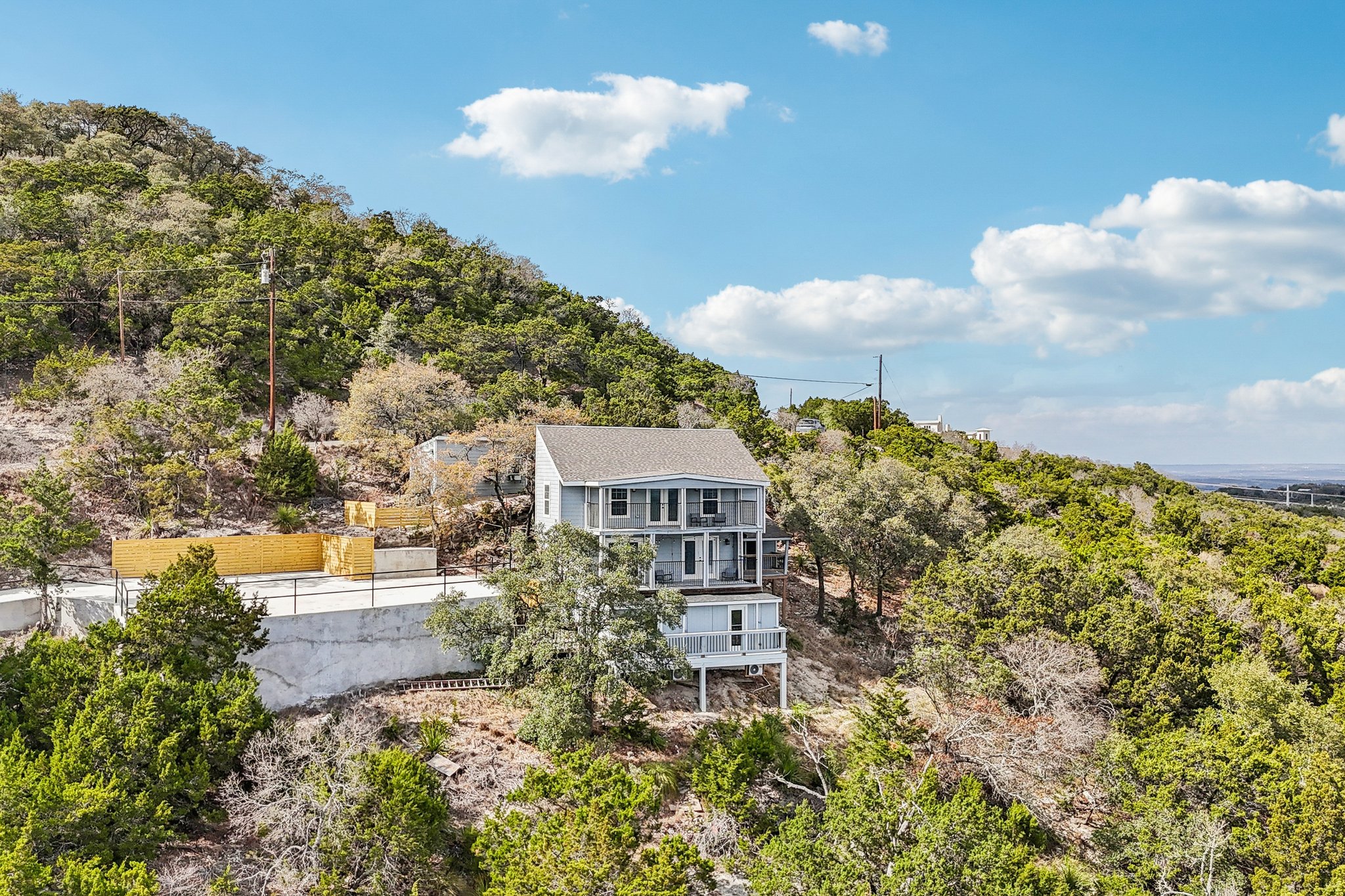 Sabine Rd-L0503-009.jpg