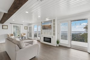 Sabine Rd-L0403-010.jpg