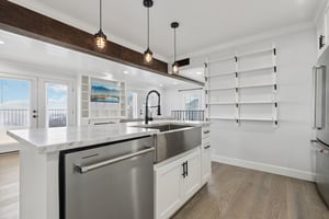 Sabine Rd-L0403-013.jpg