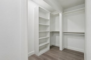 Sabine Rd-L0403-030.jpg