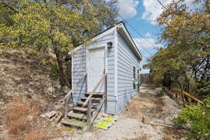 Sabine Rd-L0403-059.jpg