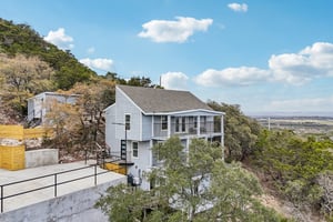 Sabine Rd-L0503-003.jpg