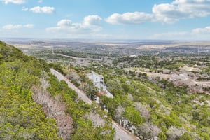 Sabine Rd-L0503-012.jpg