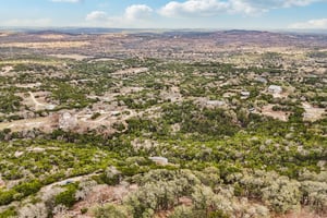 Sabine Rd-L0503-020.jpg
