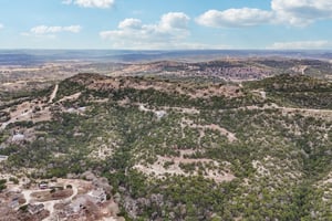 Sabine Rd-L0503-026.jpg