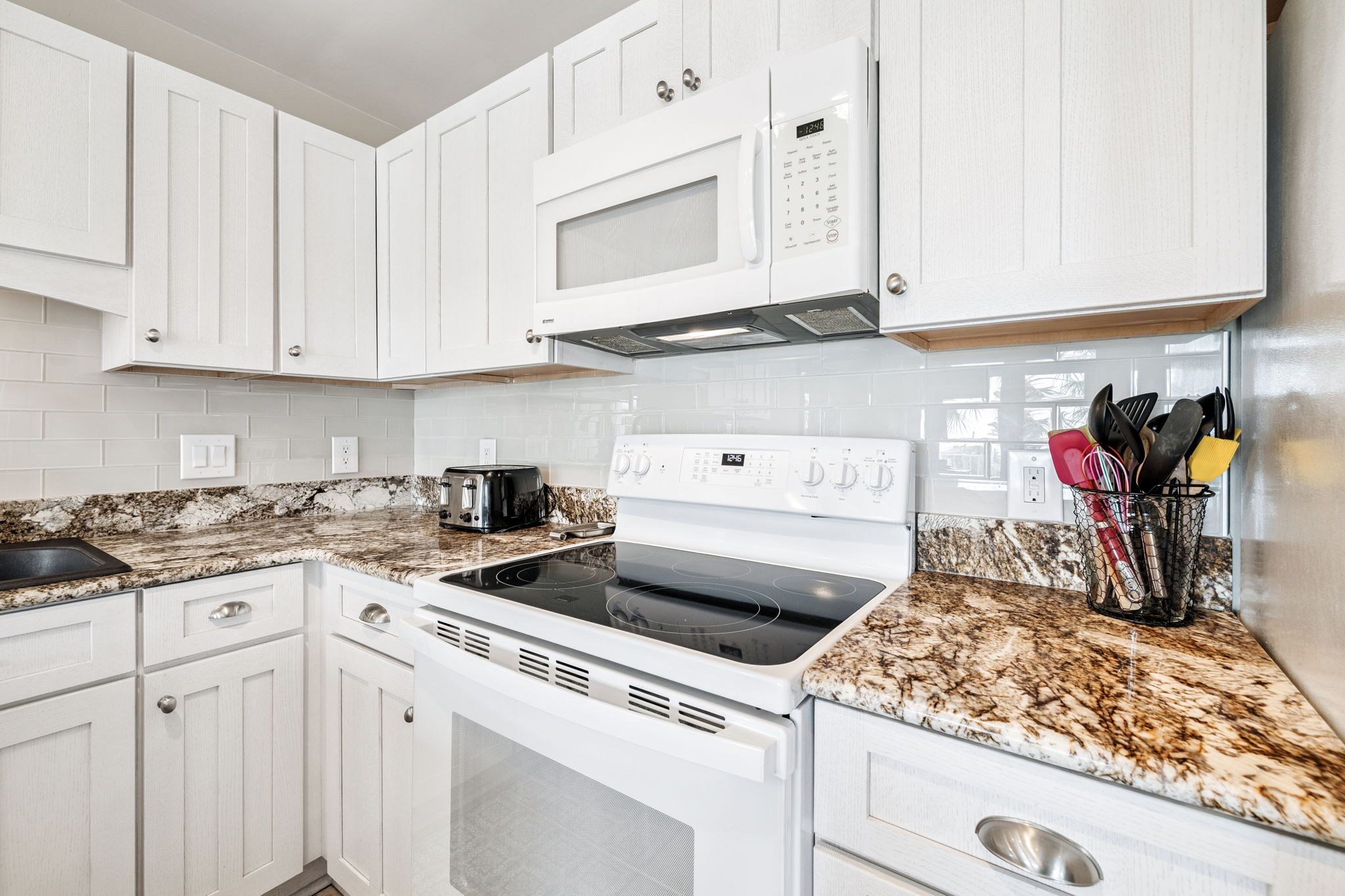 Array_144SpiresLnUnit312-28