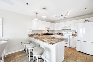 Array_144SpiresLnUnit312-25