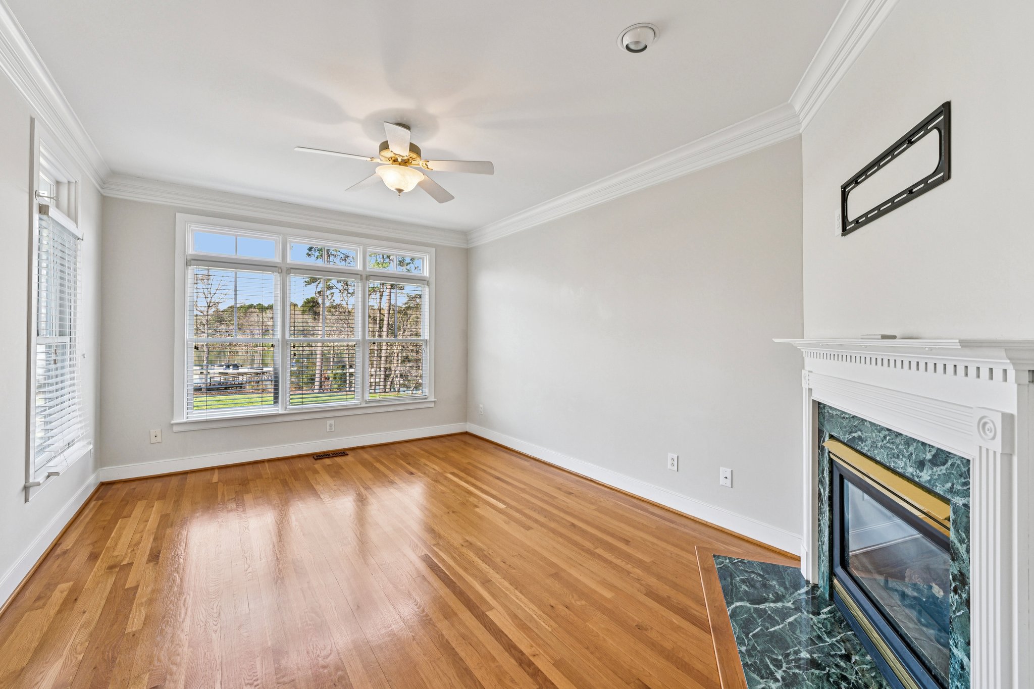 Waterton Ln-S2003-013.jpg