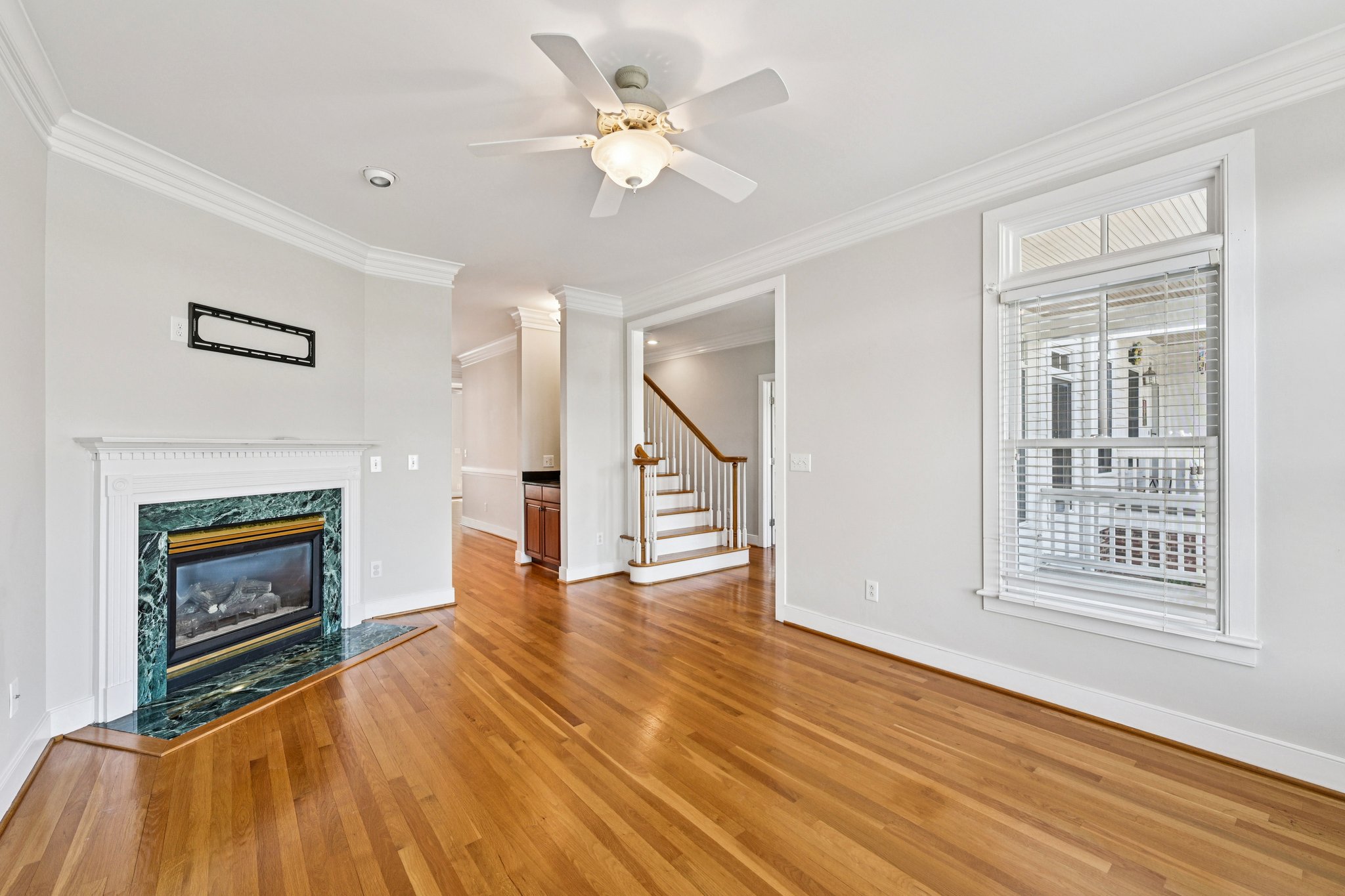 Waterton Ln-S2003-015.jpg