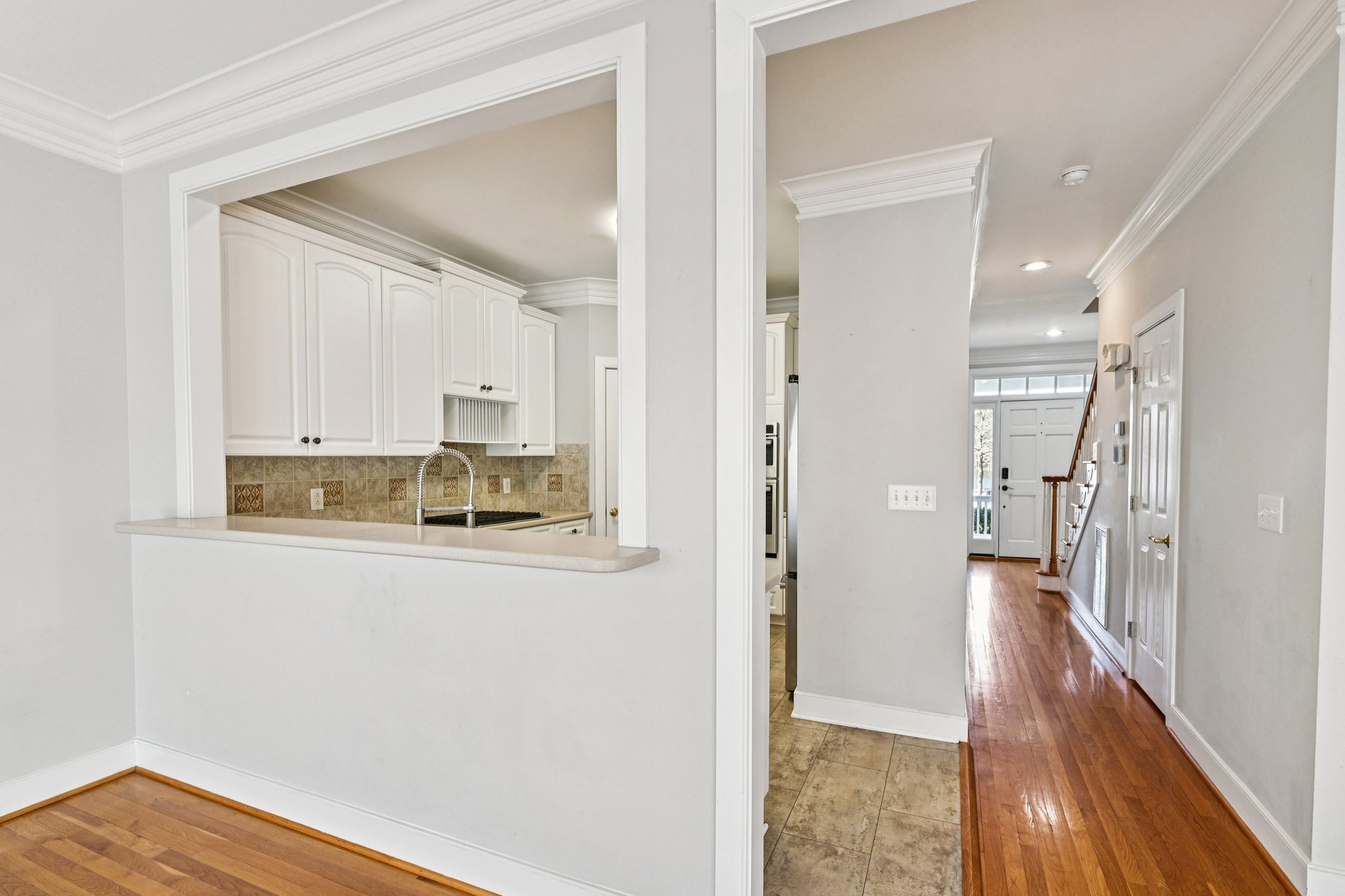 Waterton Ln-S2003-024.jpg