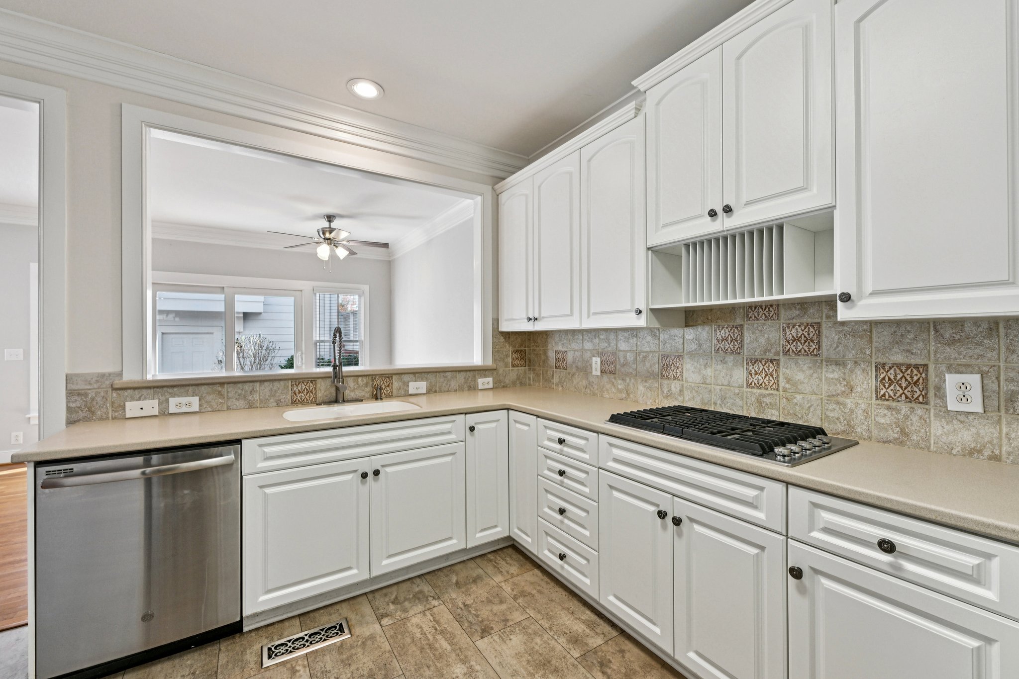 Waterton Ln-S2003-027.jpg