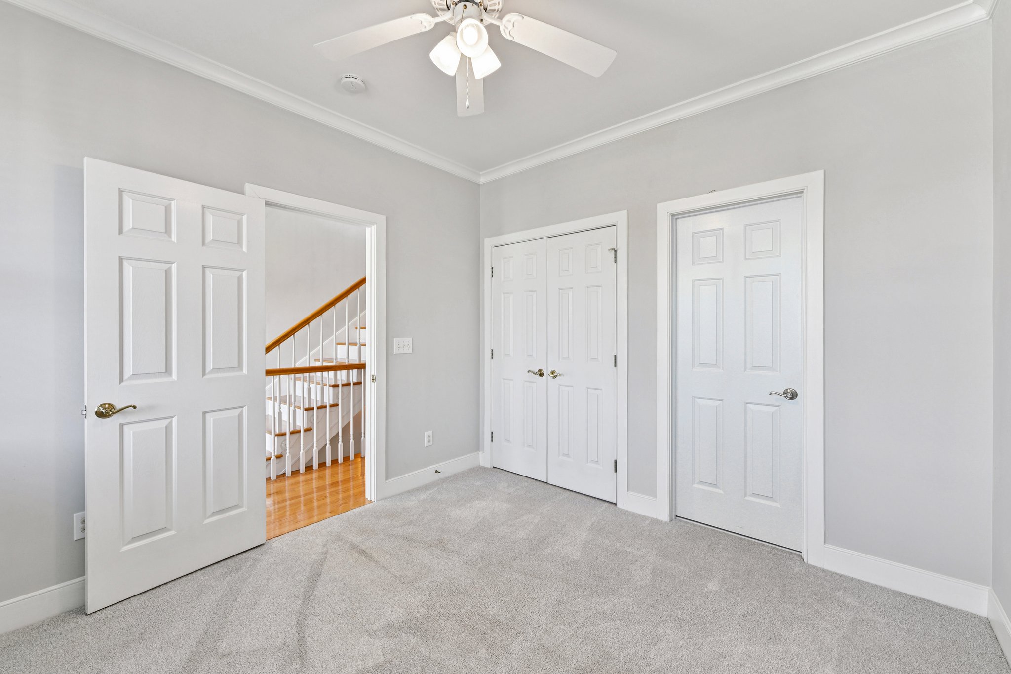 Waterton Ln-S2003-040.jpg