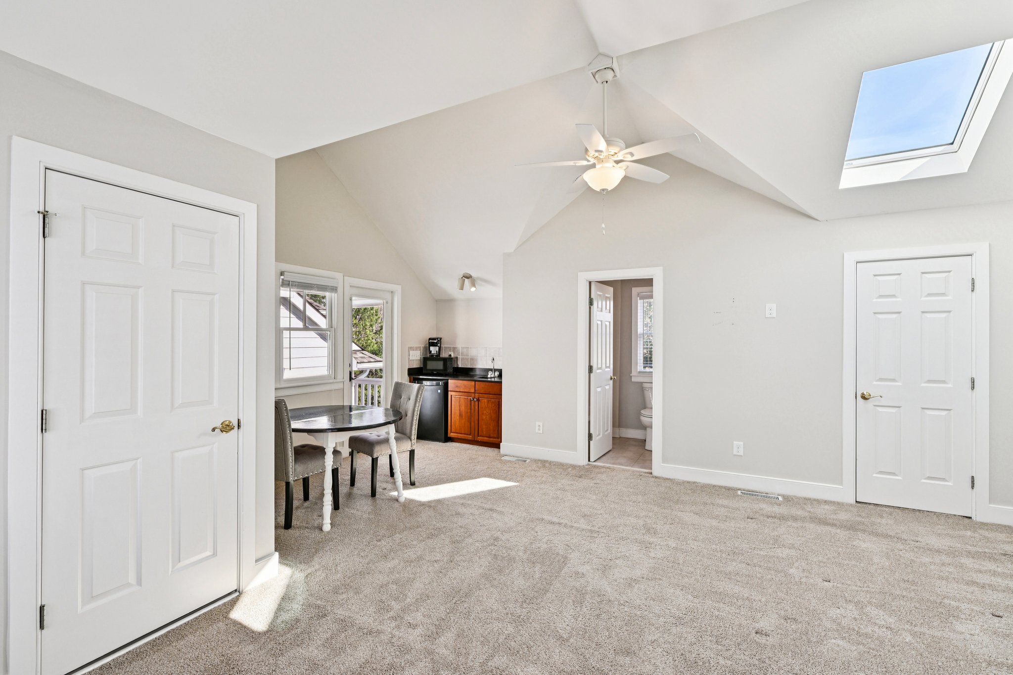 Waterton Ln-S2003-060.jpg