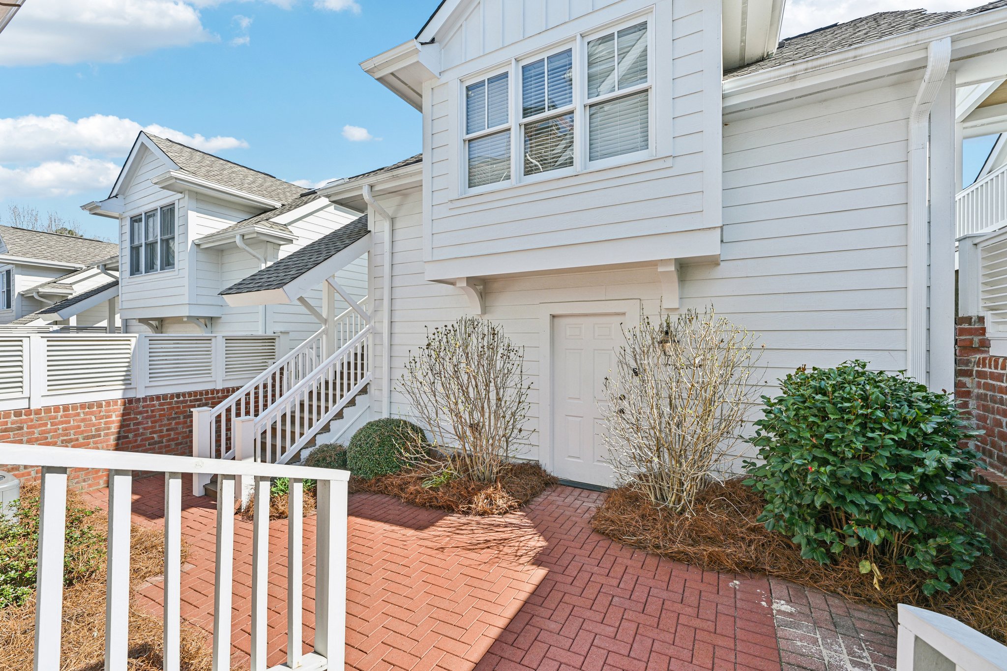 Waterton Ln-S2003-069.jpg