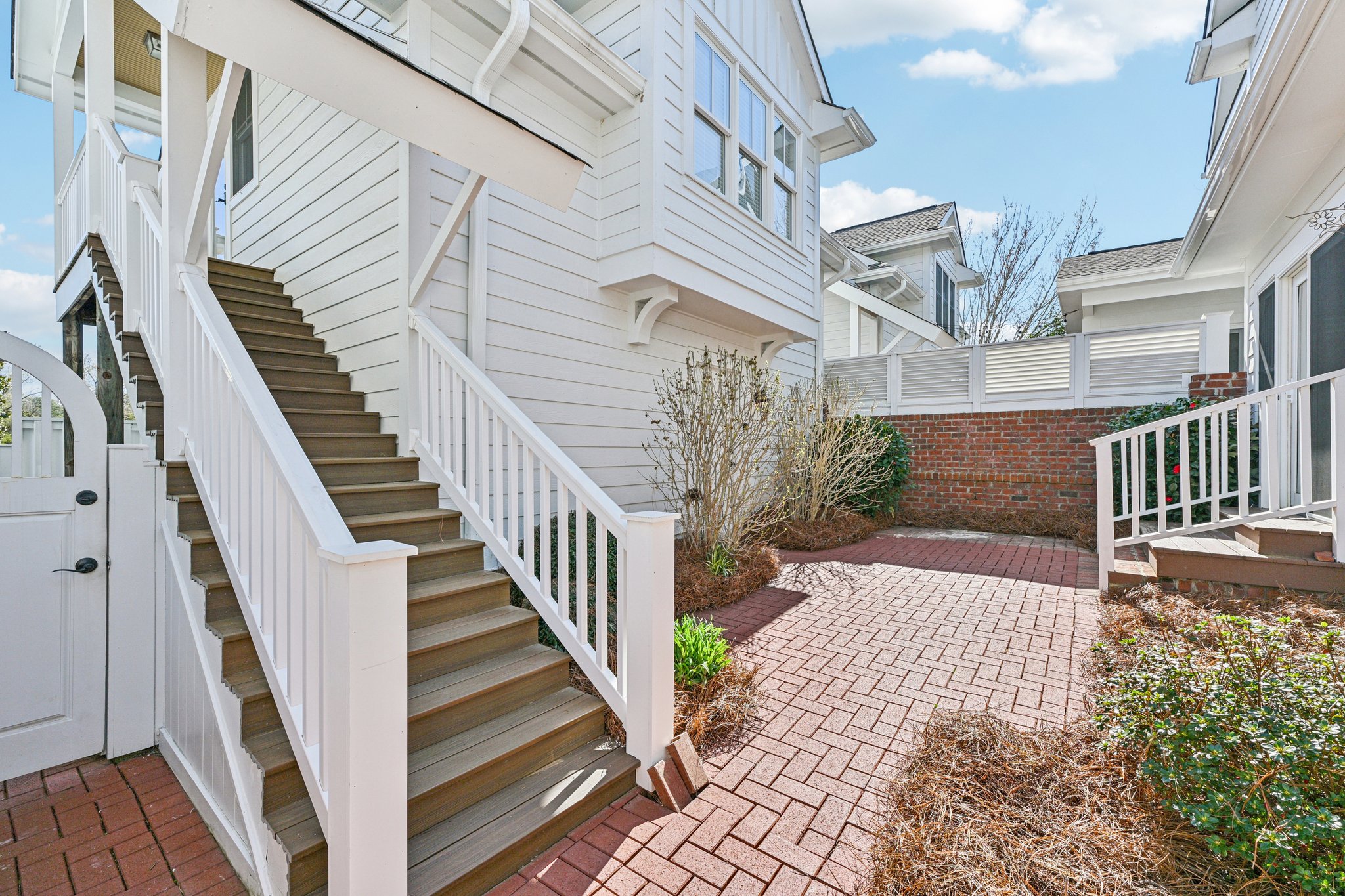 Waterton Ln-S2003-071.jpg