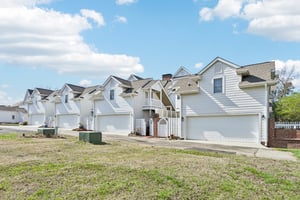 Waterton Ln-S2003-074.jpg