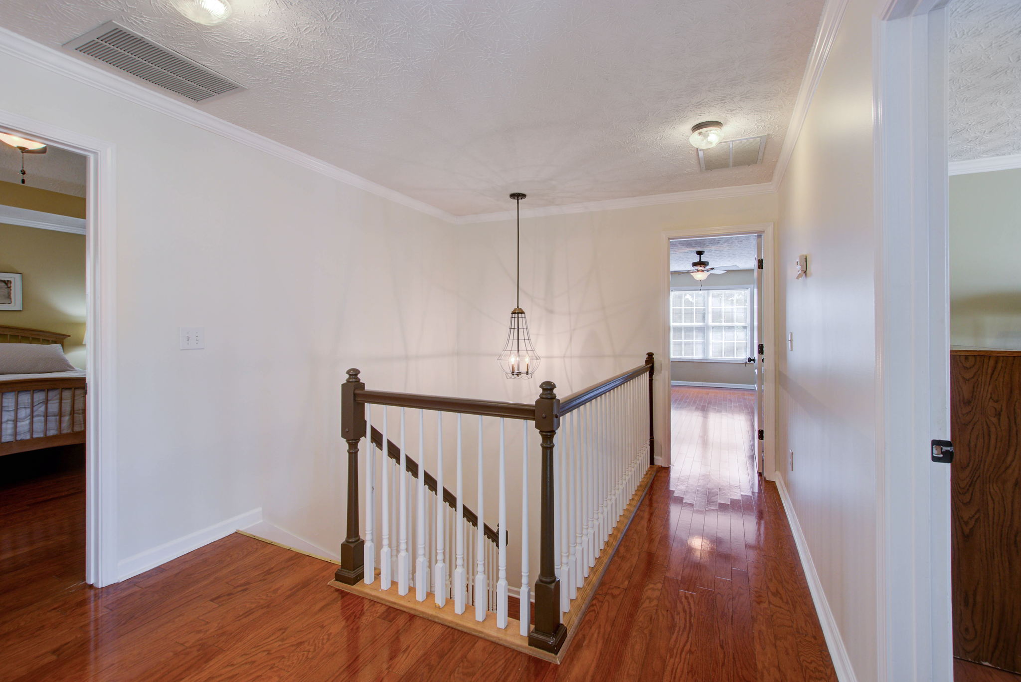 Upper Landing Detail