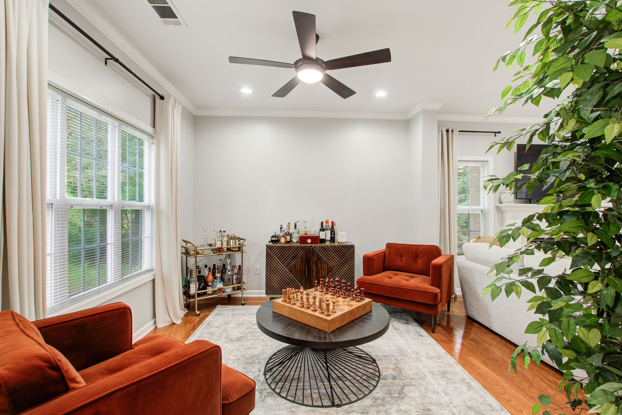 7 Formal Living Room