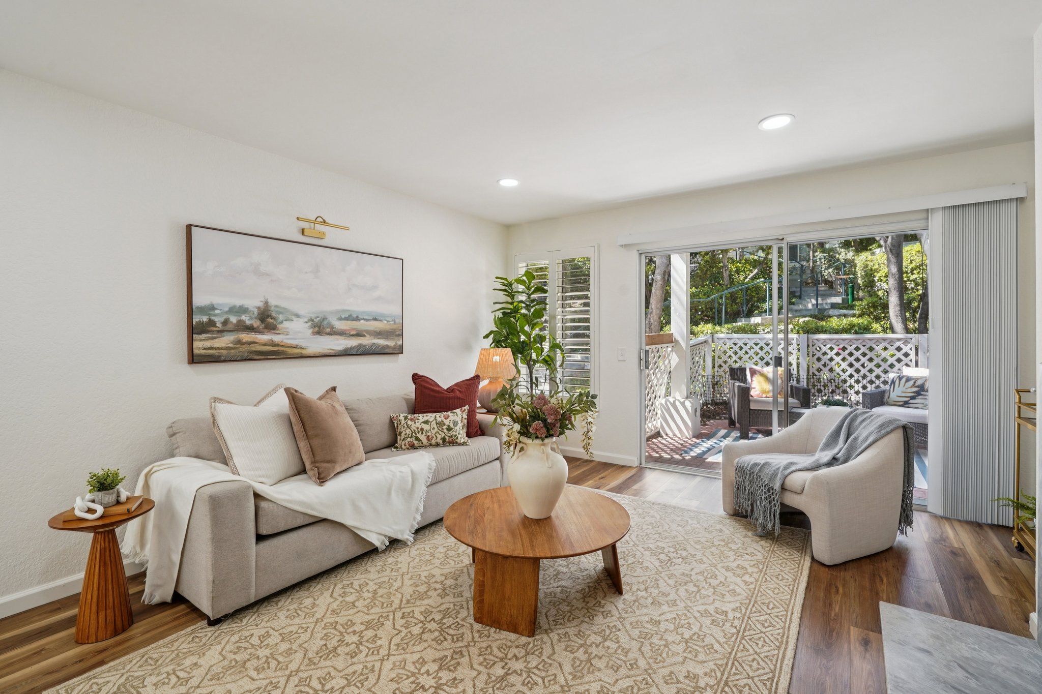 Brett Pl-S2403-006.jpg