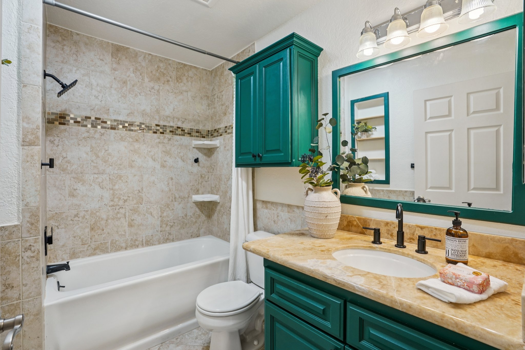 Brett Pl-S2403-022.jpg