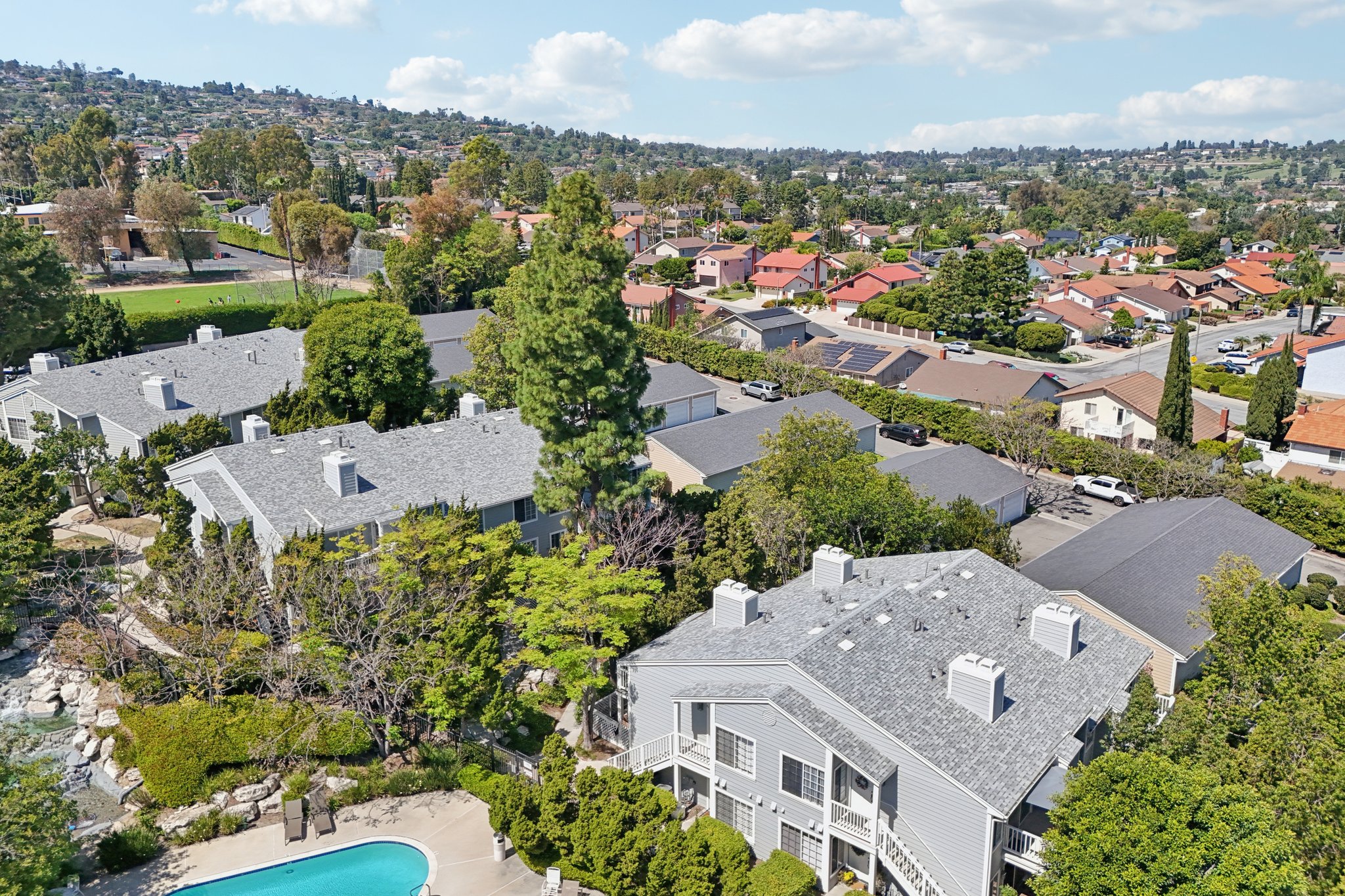 Brett Pl-S2403-034.jpg