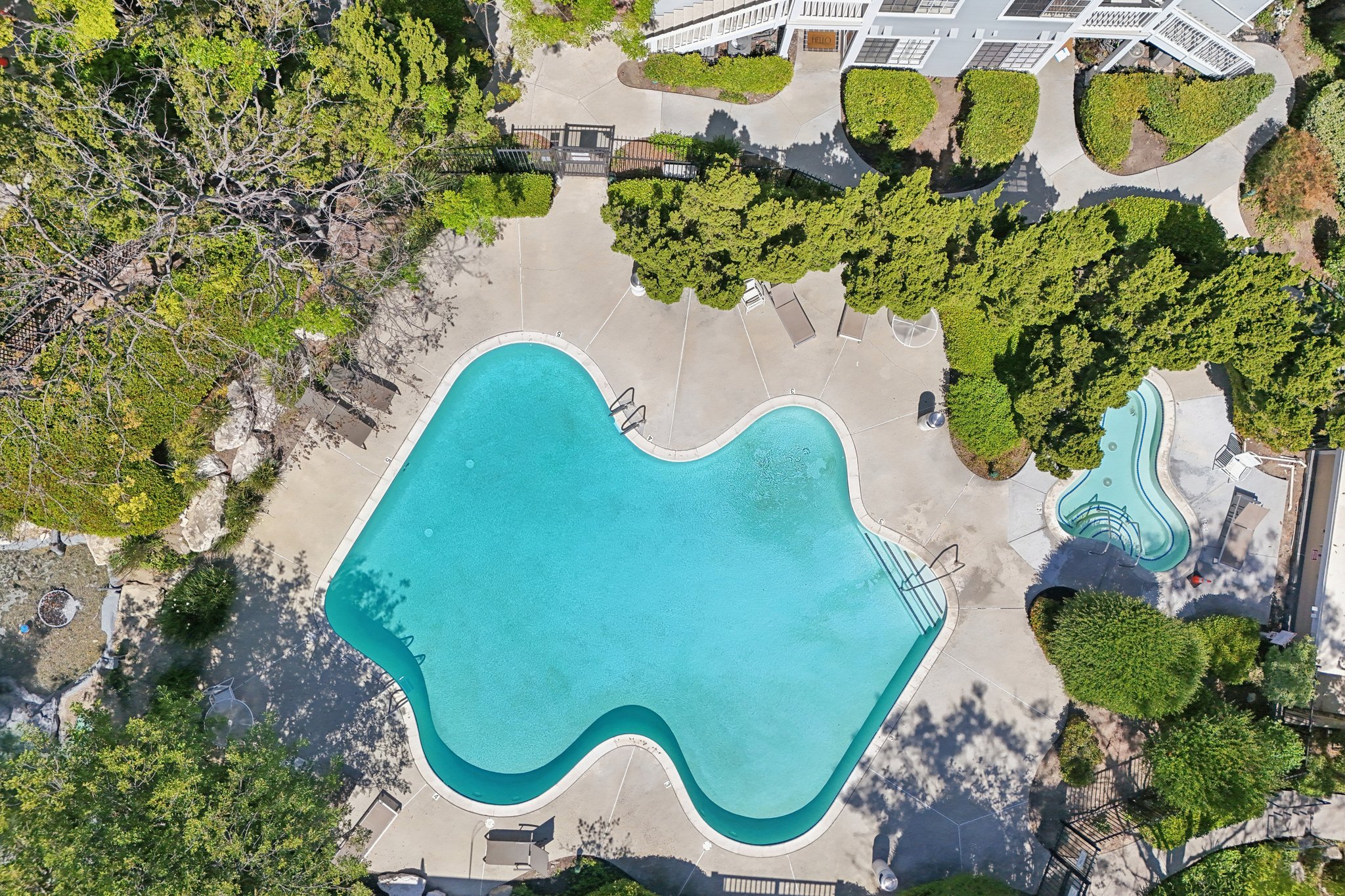 Brett Pl-S2403-037.jpg