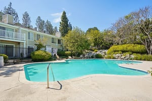 Brett Pl-2403-902.jpg