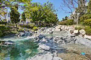 Brett Pl-2403-907.jpg