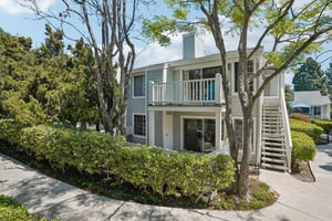 Brett Pl-S2403-001.jpg