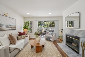 Brett Pl-S2403-004.jpg