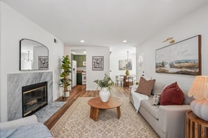 Brett Pl-S2403-008.jpg