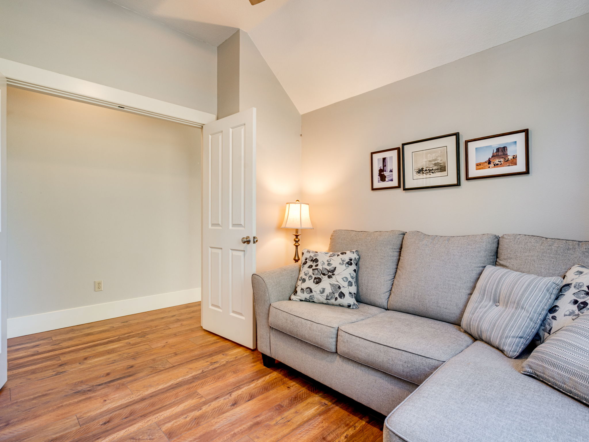 Bedroom 1/Den TV Room