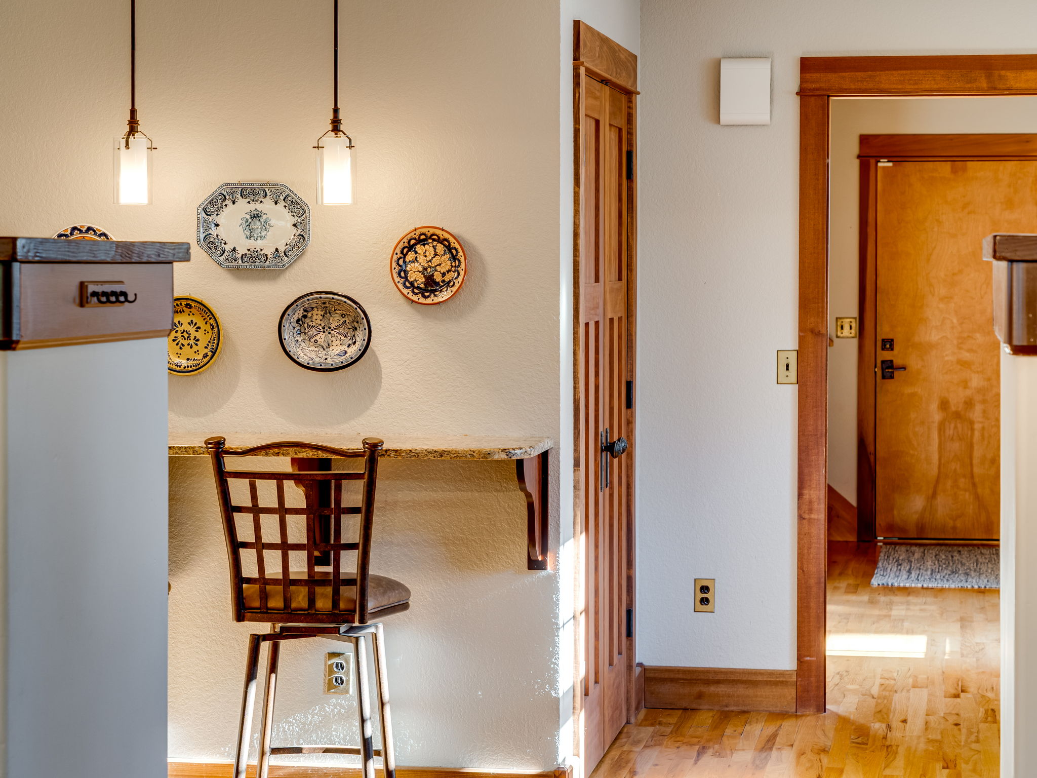 Kitchen/Breakfast Bar
