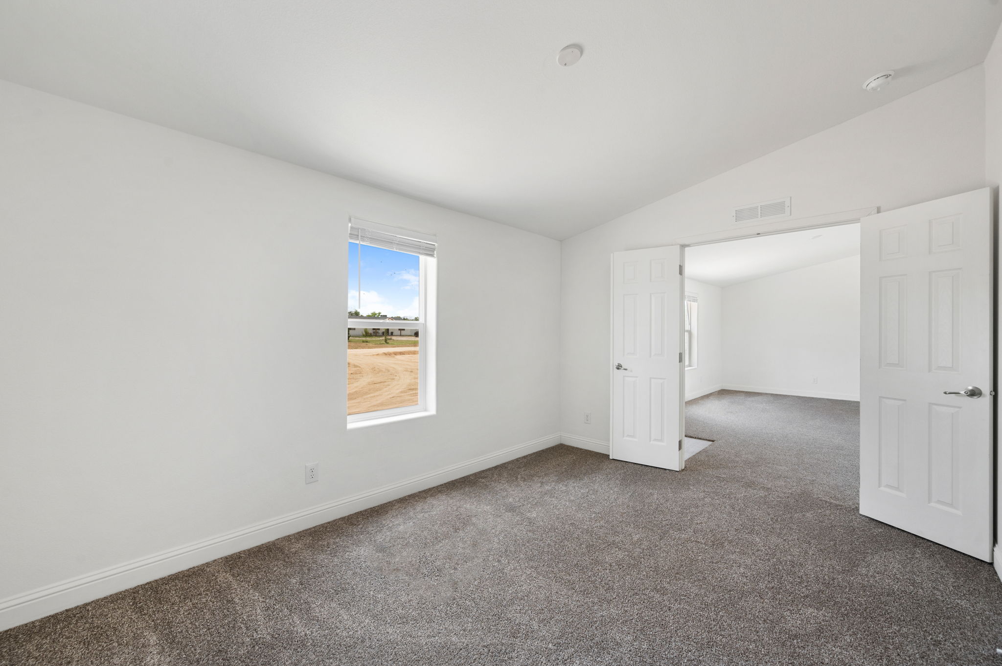 Family Room (2)